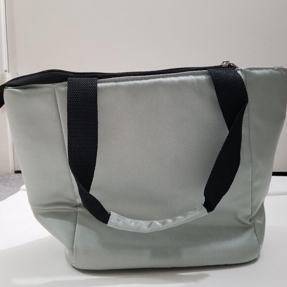 Steve Madden brand lunch bag/tote with small clear container with lid inside. - Picture 6 of 16